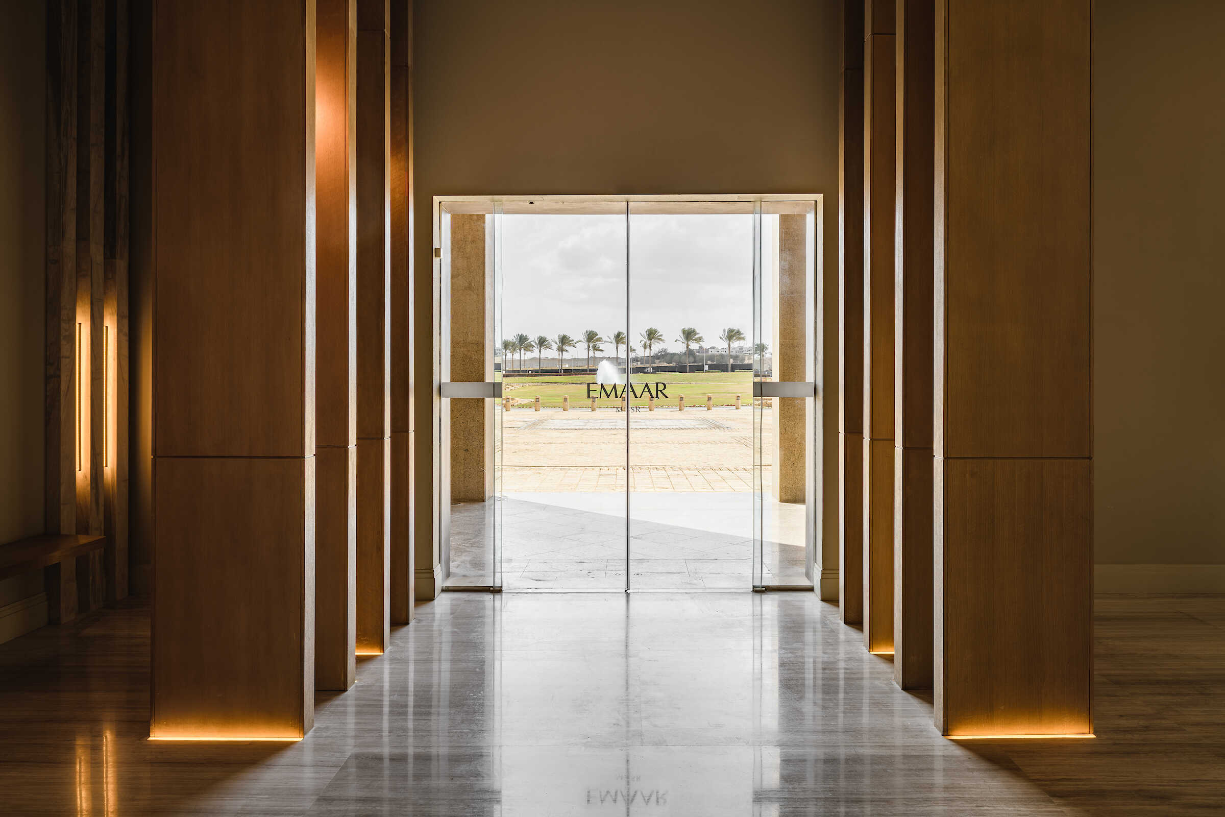 EMAAR Sales Center - Image 12